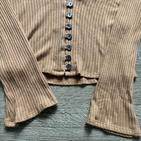 Reformation Gellar Knit Top ribbed V-Neck Long Sleeve Cardigan Sweater, Size: XS - Picture 5 of 7